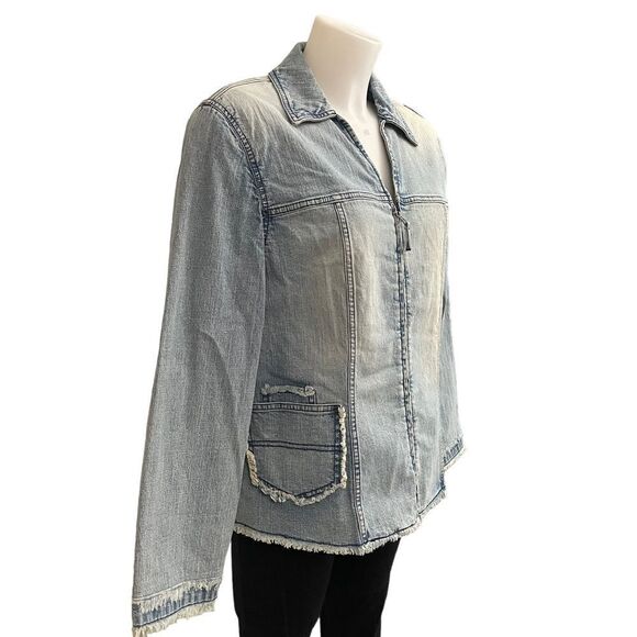 DANA BUCHMAN Women’s Full Zip Acid washed Denim Jacket, fringe hems sz 16 - Picture 2 of 9